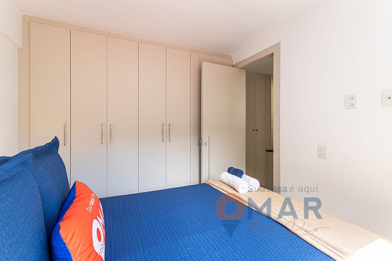 Dormitorio y salón decorados en Copacabana | MRU 5/305