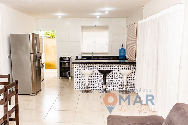 Casa com Garagem em Búzios | SJ 10/6