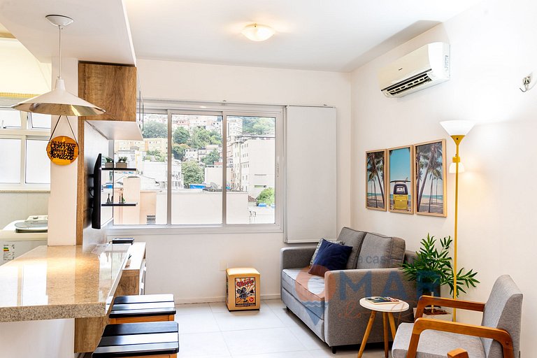 Apartamento c/ Garagem em Copacabana | SQC 238/707