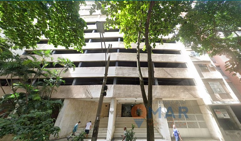 Apartamento c/ Garagem em Copacabana | SQC 238/707