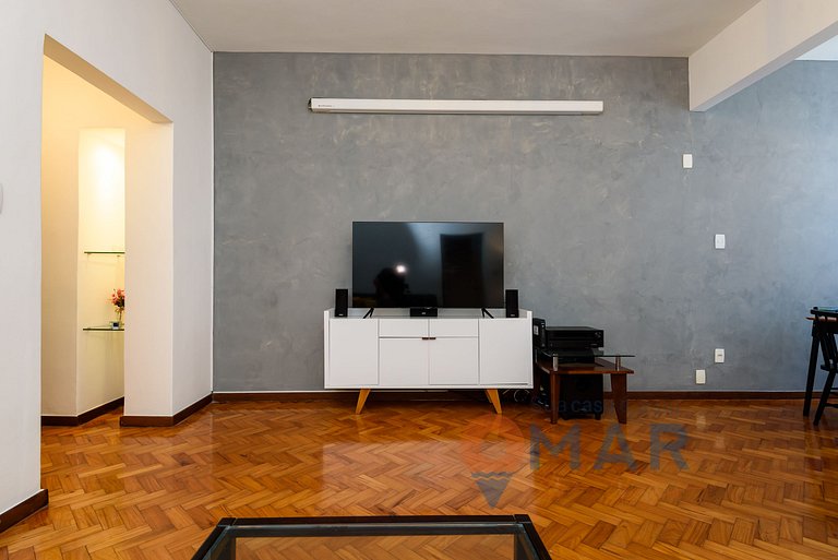 Apartamiento a 300m de la Playa de Copacabana | BI 102/202