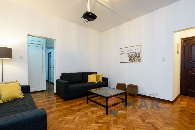 Apartamiento a 300m de la Playa de Copacabana | BI 102/202