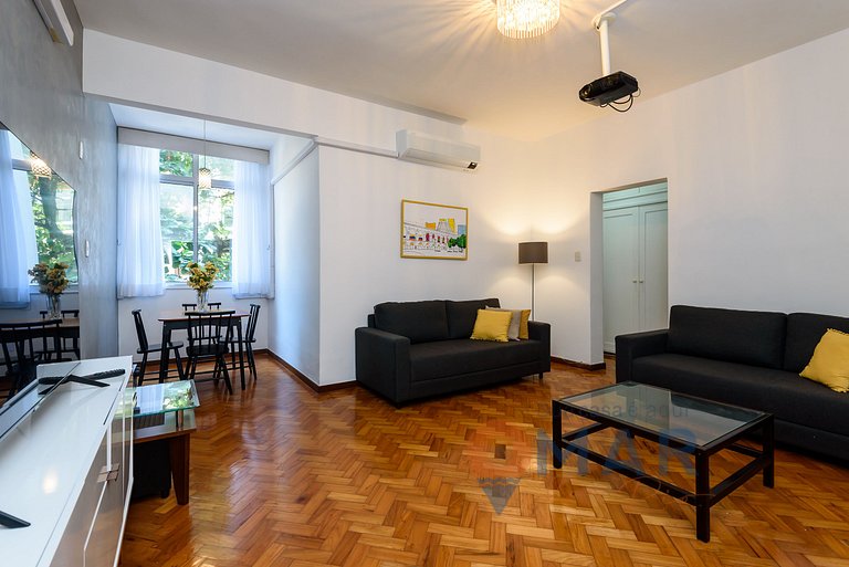 Apartamiento a 300m de la Playa de Copacabana | BI 102/202