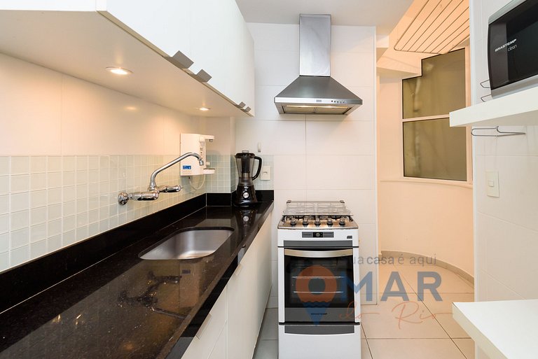 Quarto e Sala a 100m da Praia | BL 34/501