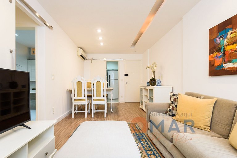 Quarto e Sala a 100m da Praia | BL 34/501