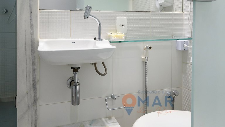Studio a 140m da Praia de Copacabana | DF 125/1212