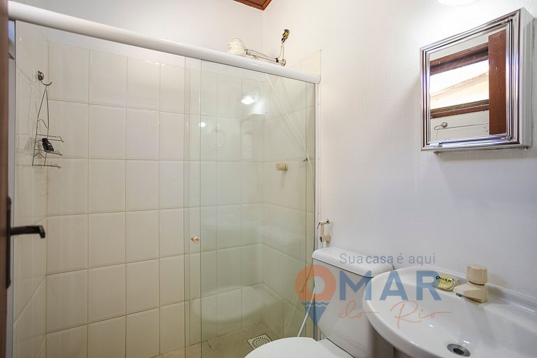 Beach House with Swimming Pool and Garage in Búzios | VG 05