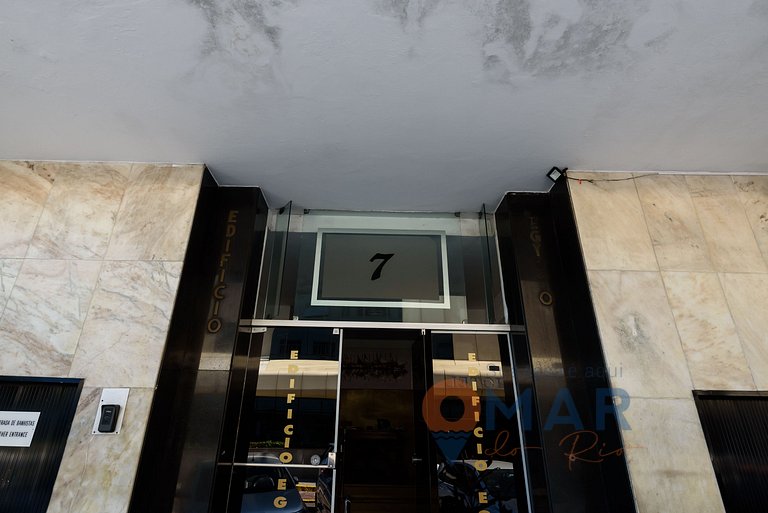 2-Bedroom Apartment w/ Sea View in Copacabana | FDM 7/91