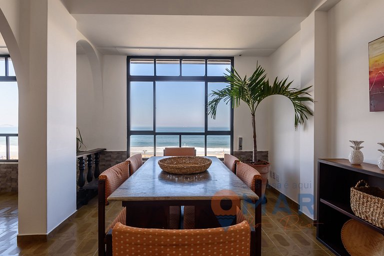 Apartamento de 2 dormitorios con vistas al mar en Copacabana