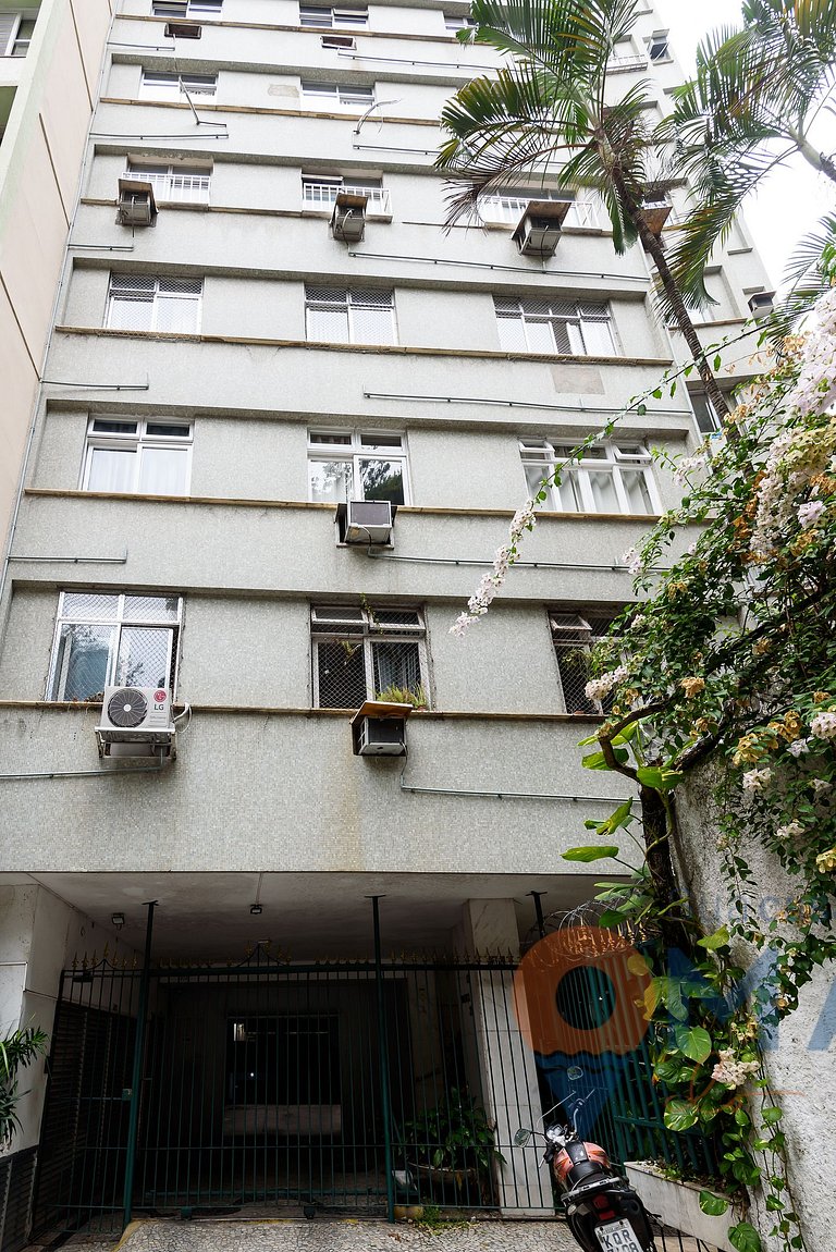 Peaceful Stay in Copacabana: 2 Bedrooms | TN 315/102