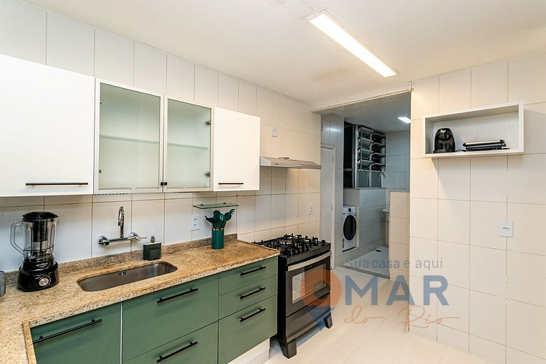 Recém-decorado 2Qts a 150m da Praia | GC 50/101