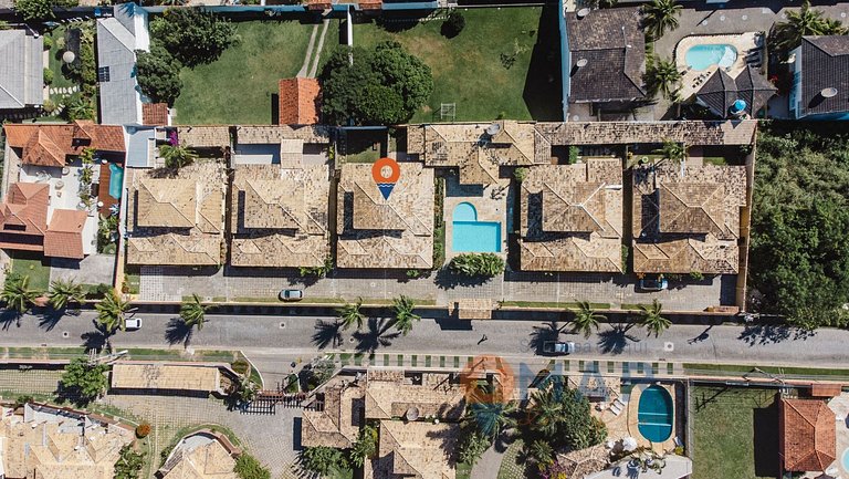 Casa c/ Piscina e Garagem em Búzios | VG 05
