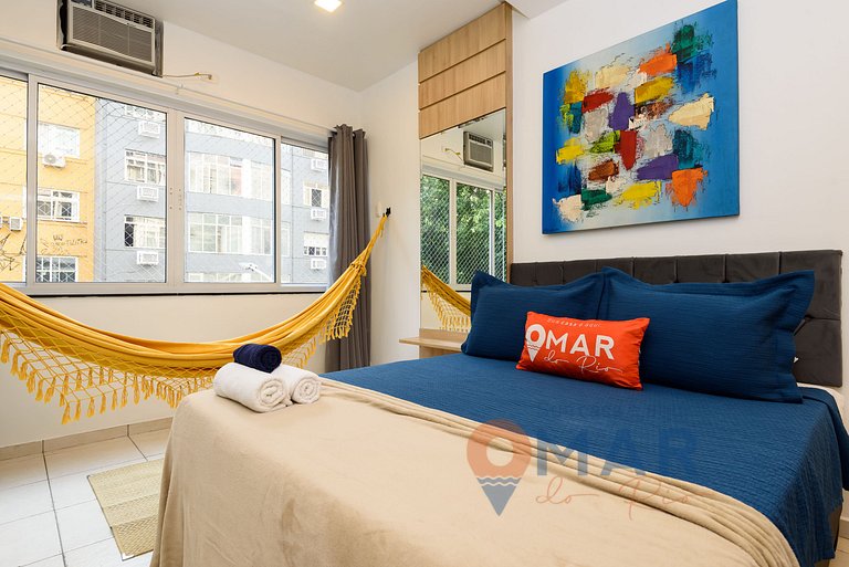 Refurbished studio 200m from Copacabana Beach