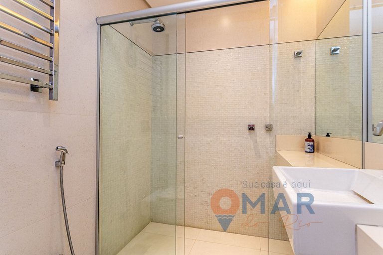 3 Quartos no Leblon a 2 min da praia | GSM493/203