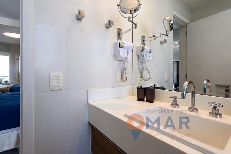 Moderno 2 Dormitorios Beira-Mar con Piscina | LC 6250/1203
