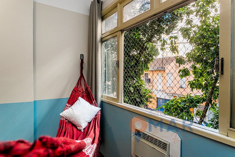 Apartamento Decorado em Copacabana | TN 242/201