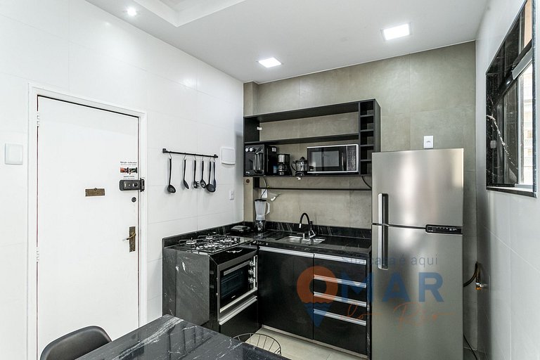 2-bedroom apartment 240m from Copacabana Beach | RP 186/1002