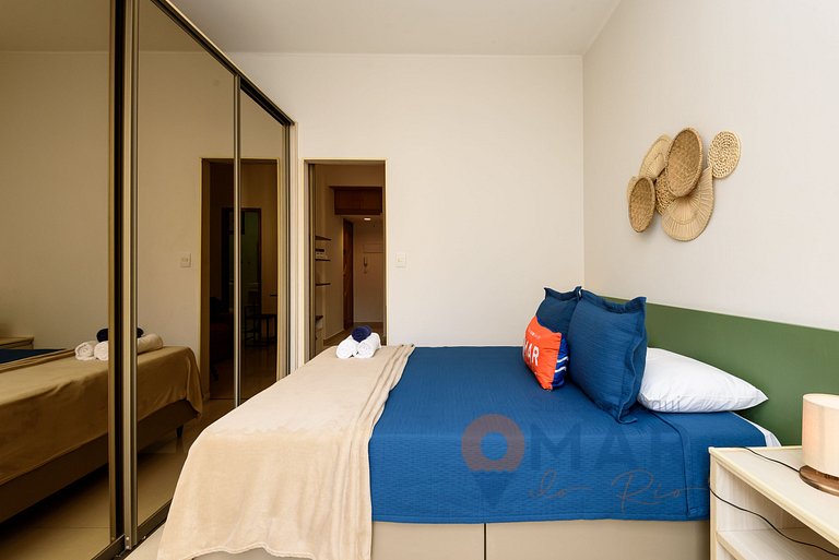 Quarto e Sala a 200m da Praia | FM 144/407