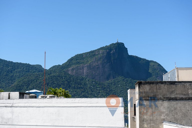 2 BDRs w/ view of Christ in Ipanema | VP 630/707