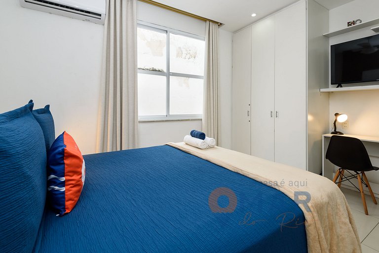 Studio na quadra da praia de Ipanema | PM 269/407
