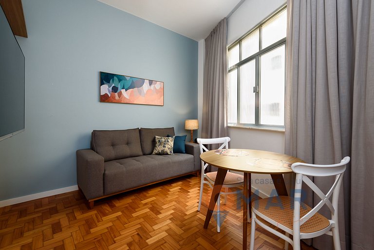 Decorated 200m from the beach | NSC 919/1002