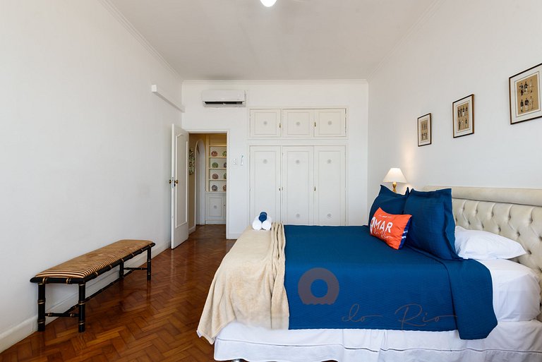 Clássico e Luxuoso 4Qtos a Beira-Mar | A 3484/301