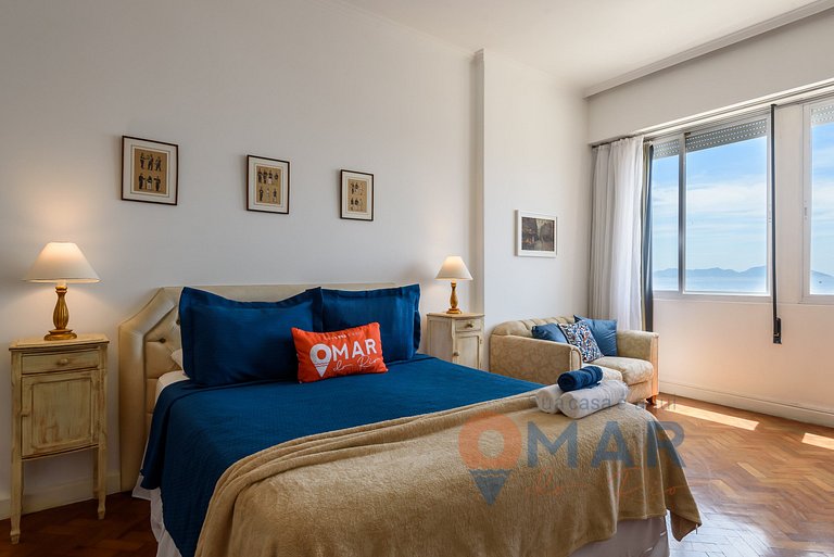 Classic and Luxurious 4BDR by the Sea | A 3484/301