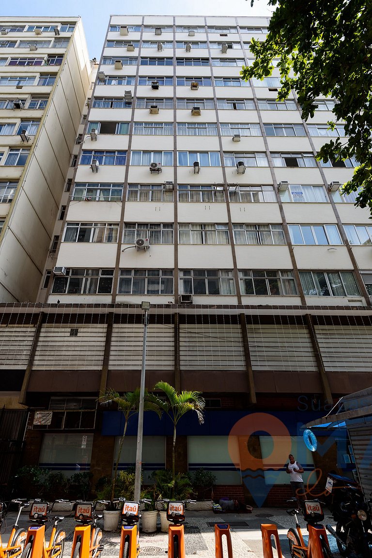 2Qtos a 100m da praia de Copacabana | AG 35/304