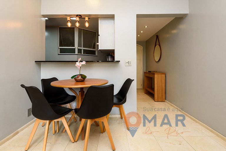 2BDRs 100m from Copacabana beach | AG 35/304