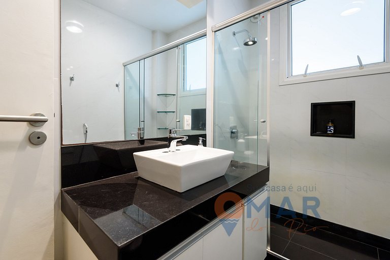 Stylish 3-Bedrooms with Sea View | FDM 7/64