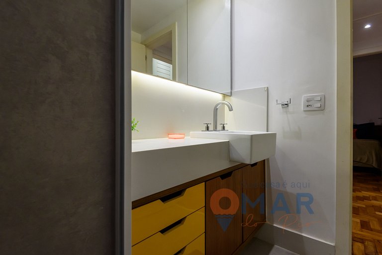 3BDRs w/ Garage 250m from the Beach | RP 14/504