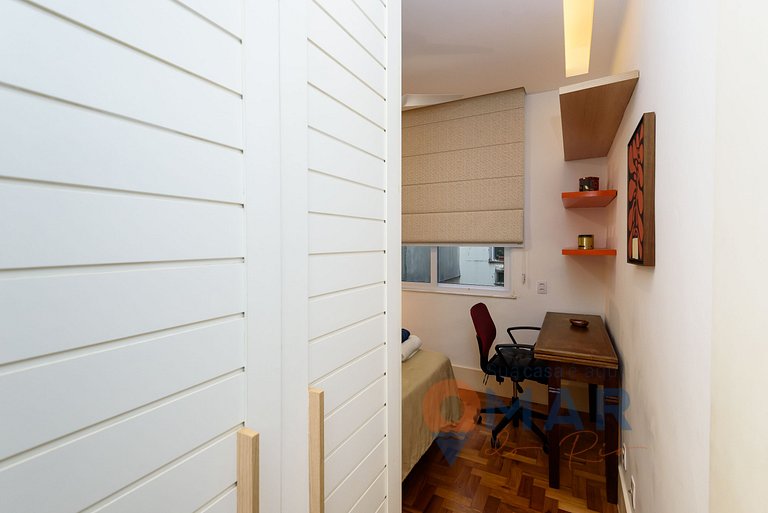 3BDRs w/ Garage 250m from the Beach | RP 14/504
