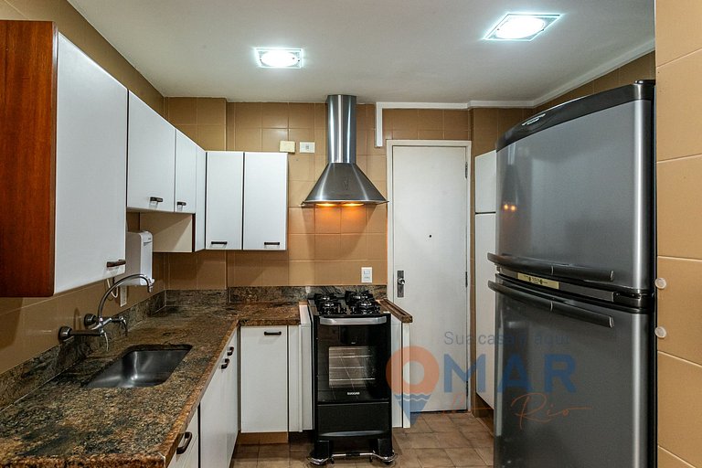 Charme Atemporal: 3Qtos a 110m da Praia |BI 32/502