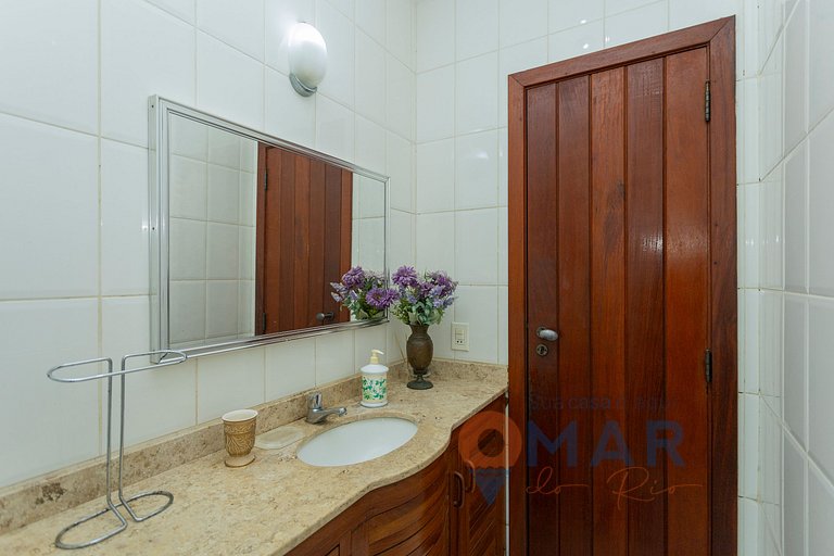 House with 4 Suites and Pool in Búzios | PZ 1214
