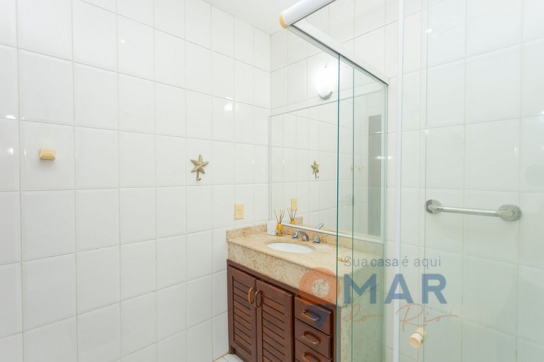 Casa con 4 Suites y Piscina en Búzios | PZ 1214