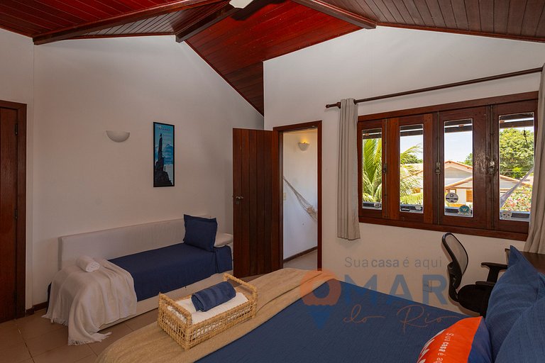 Casa com 4 Suítes e Piscina em Búzios | PZ 1214
