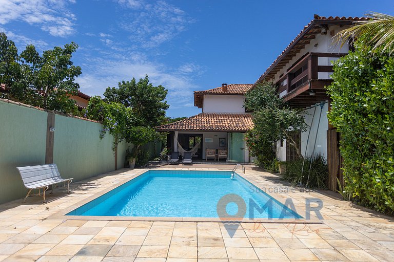 Casa com 4 Suítes e Piscina em Búzios | PZ 1214