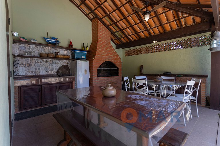 Casa com 4 Suítes e Piscina em Búzios | PZ 1214