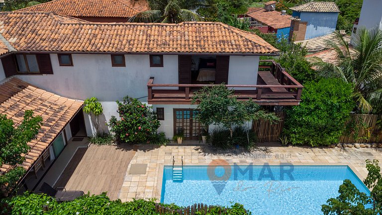 Casa com 4 Suítes e Piscina em Búzios | PZ 1214