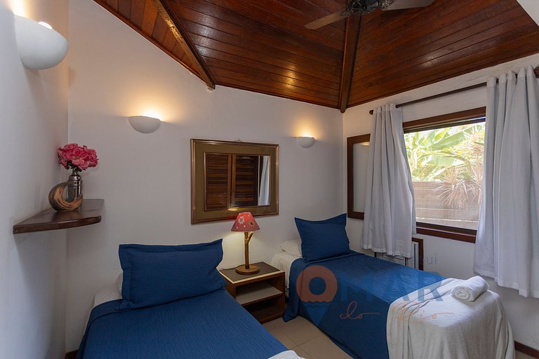 House with 4 Suites and Pool in Búzios | PZ 1214
