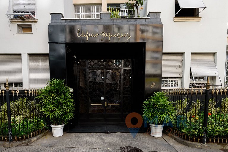 Spacious 2BDRs 150m from the Beach | NSC 1236/1107
