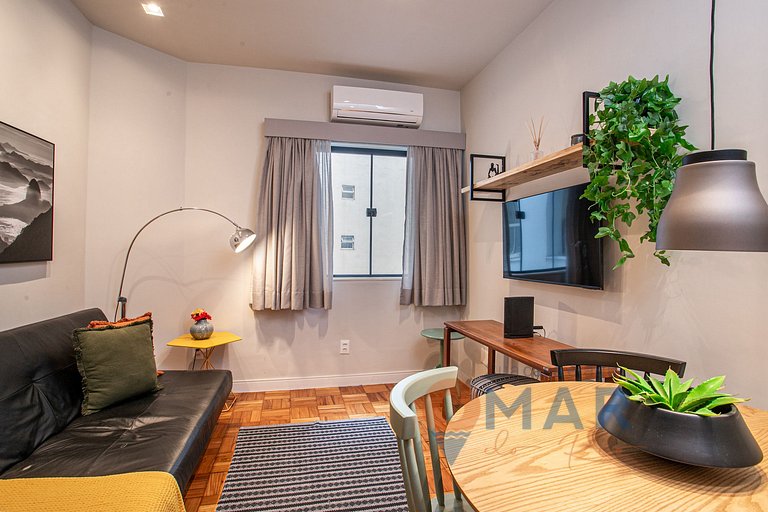 Studio a 350m da Praia de Copacabana | DU 316/604