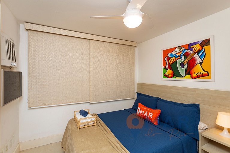Modern 4 Bedrooms 300m from the Beach | CEG 3