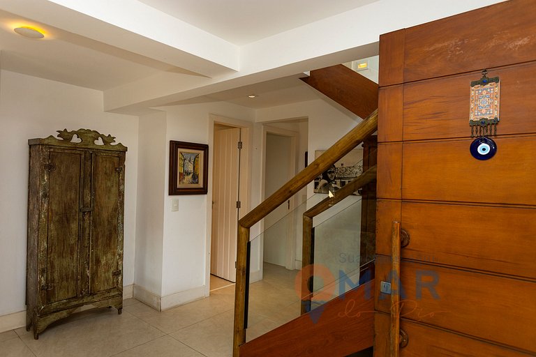 Modern 4 Bedrooms 300m from the Beach | CEG 3