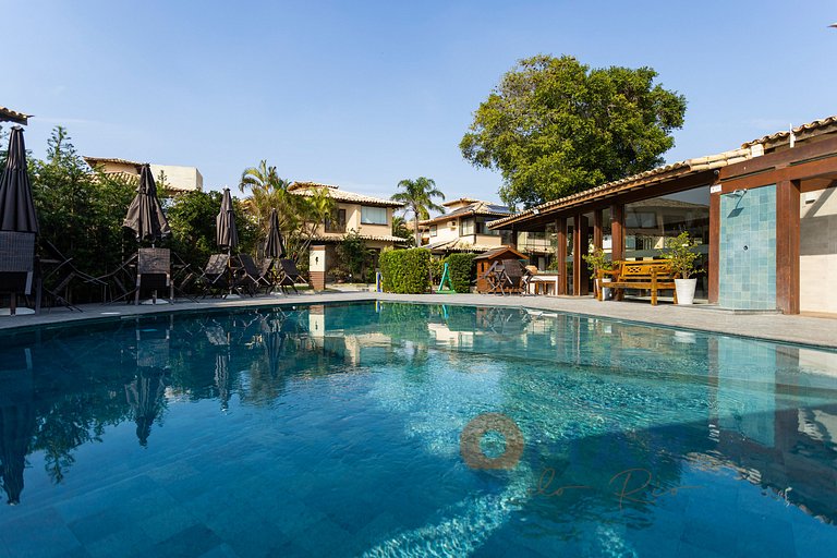 Modern 4 Bedrooms 300m from the Beach | CEG 3