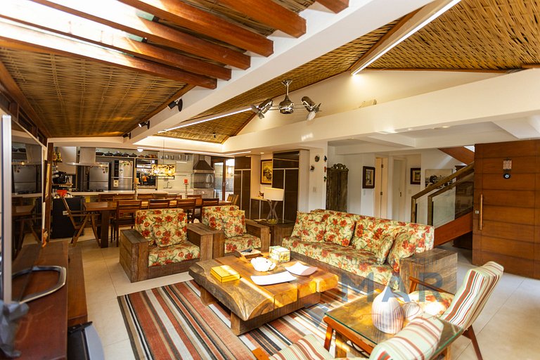 Moderno 4 Quartos a 300m da Praia | CEG 3