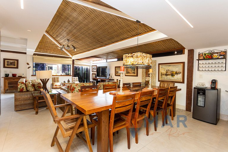 Moderno 4 Quartos a 300m da Praia | CEG 3