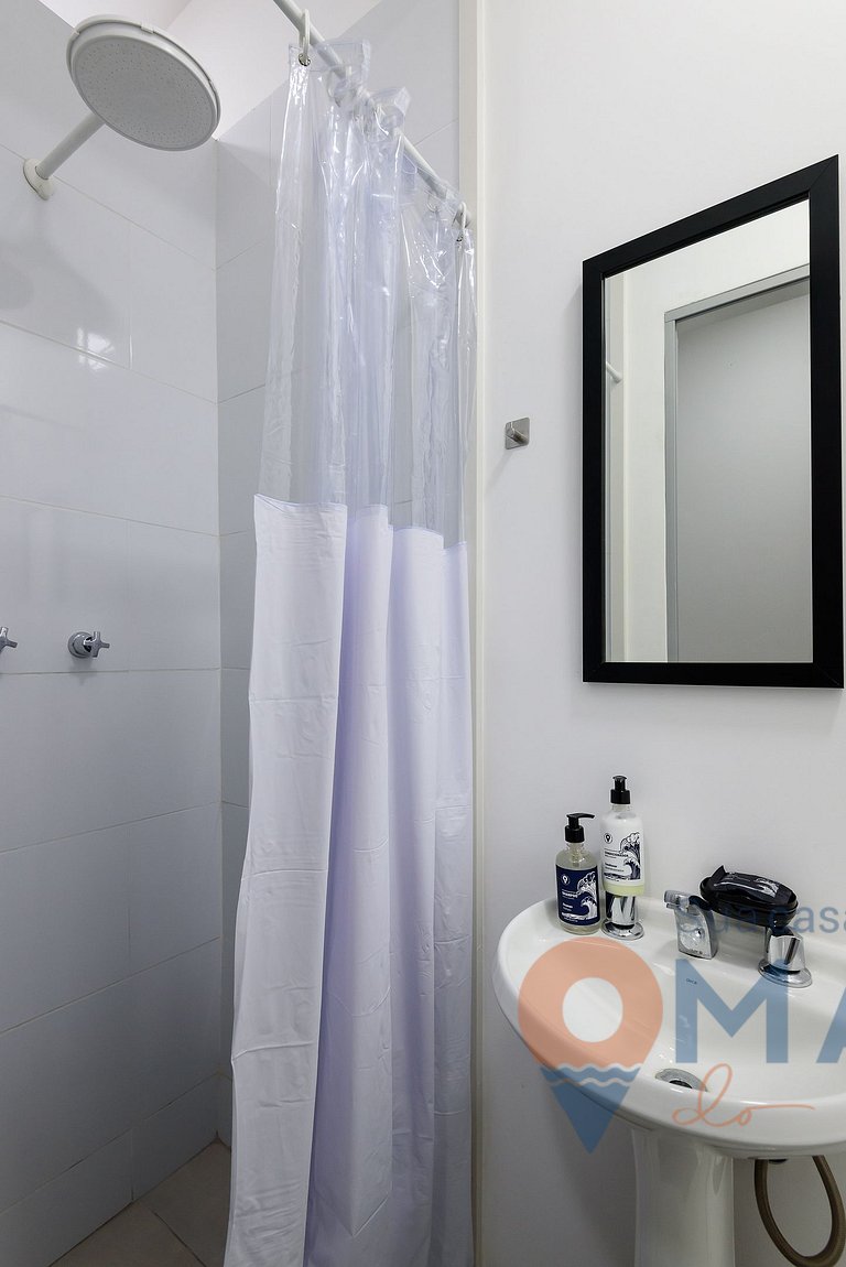 2BDRs 400m from Copacabana Beach | BC 238/303