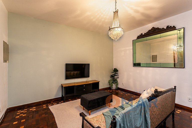 4 Suítes, Varanda Vista-Mar e Garagem | A 3730/201