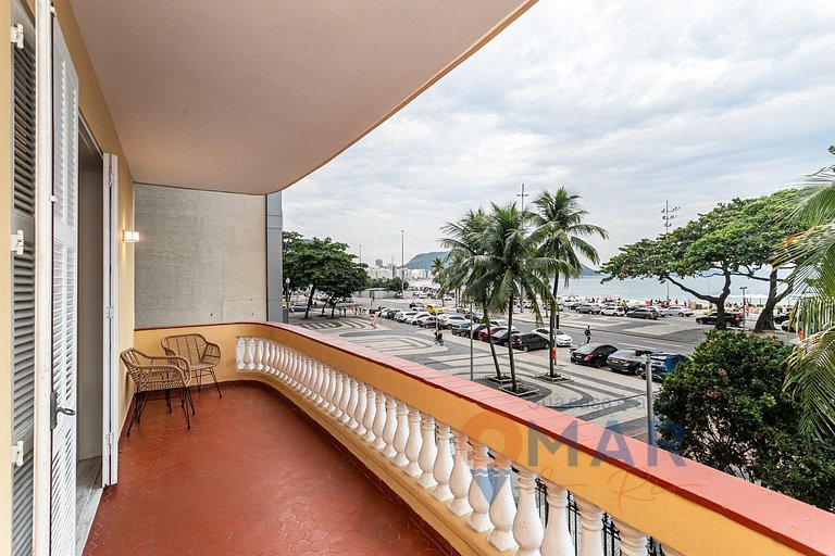 4BDRs, Balcony w/ Sea View, and Garage|A 3730/201